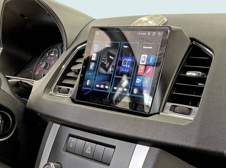 Incar RUZ-FC680